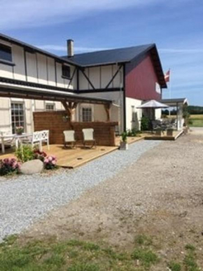 Frederiksensminde Bed & Breakfast in Vaeggerloese